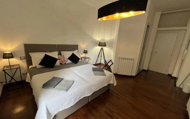 EMIs Guest House