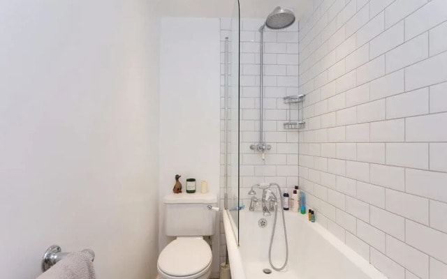 One Bedroom Apartment Near Brixton Station