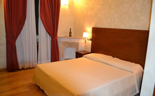 Hotel Galileo