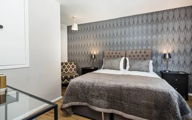 Kensington Mews House