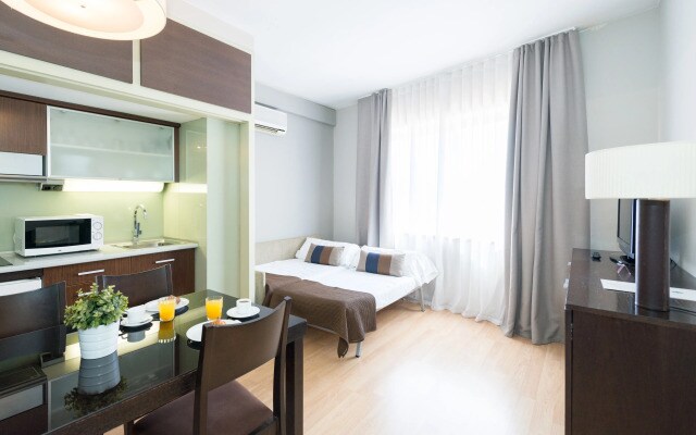 Senator Barcelona Apartments