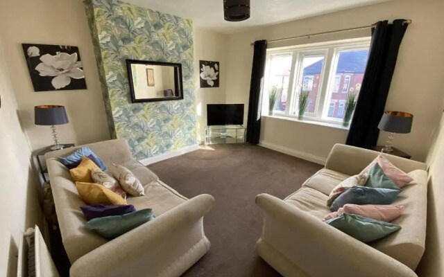 Fully Equipped & Well Presented Apartment - Sleeps 3