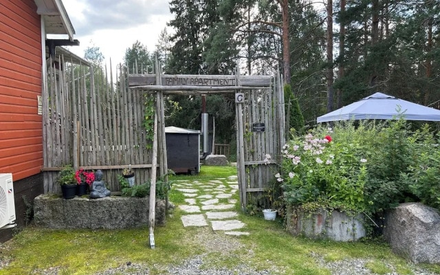 Wanha Koulu - Old School Lodge Tahko