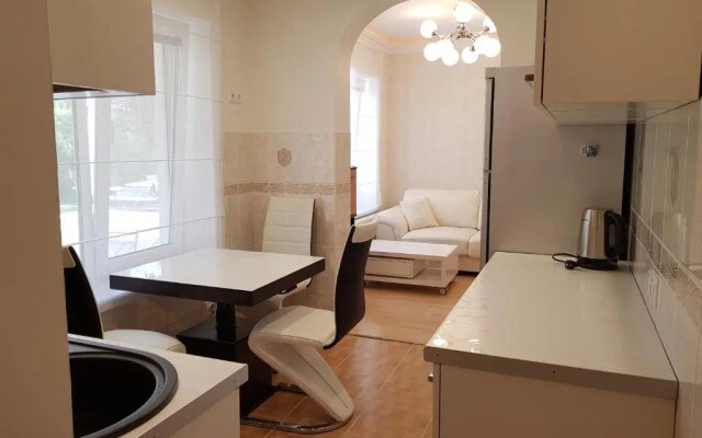 Naiza Guesthouse and Apartments