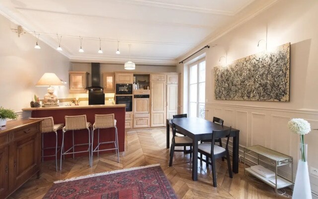 Comfortable near Montmartre