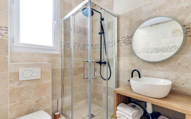 Pick A Flat's Apartment in Le Marais - rue Saint Apoline