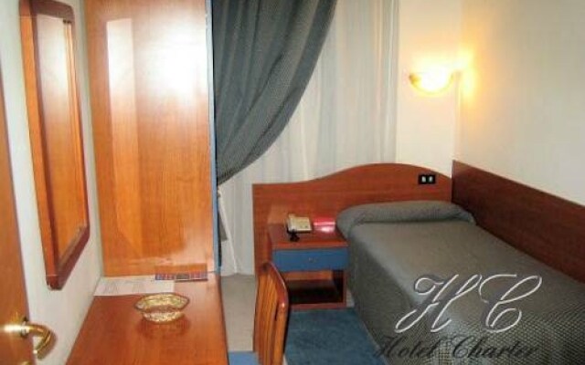 Hotel Charter