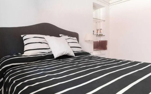 For You Rentals Alfonso XIII Apartment