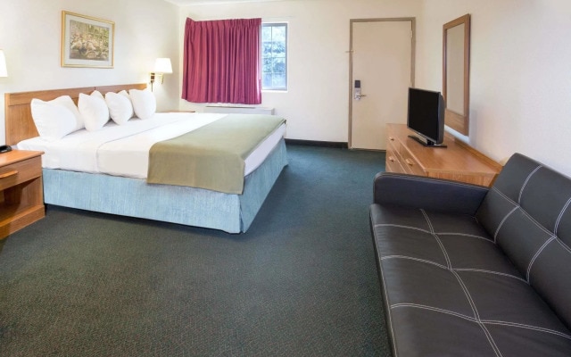 Days Inn - Kennewick
