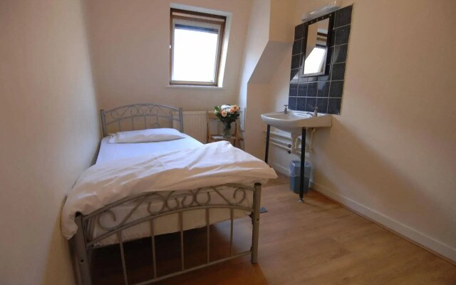 Barkston Rooms Earl's Court (formerly Londonears Hostel)