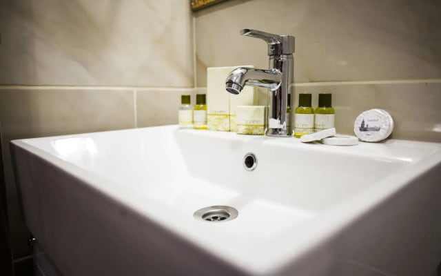 White Palace Hotel