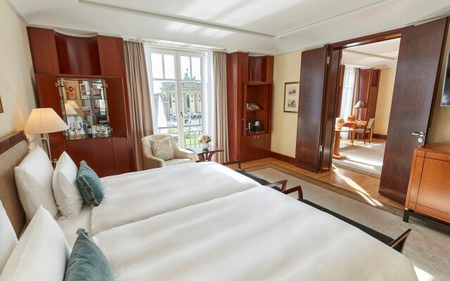 Отель Adlon Kempinski