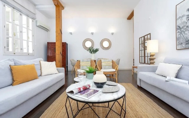 Wonderful Duplex Located in the Center of Malaga. Larios II