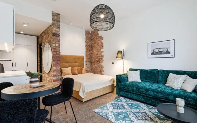 Old Town Studio Apartment Aia 5a