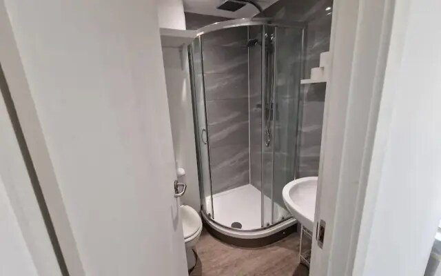 Impeccable 1-bed Apartment in London