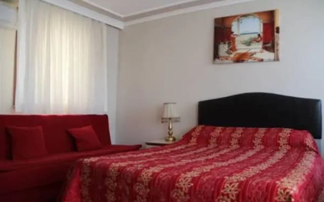 Dom Hotel