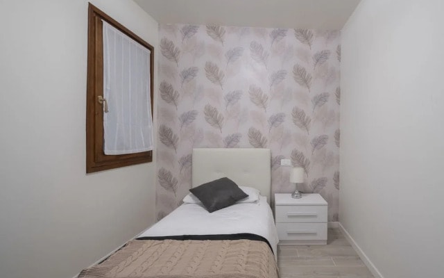 Apartments in San Marco with Canal View by Wonderful Italy