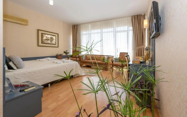 Grand Ons Hotel