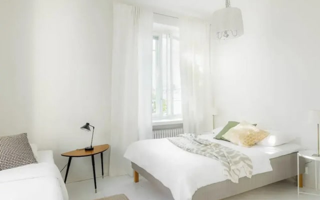 Airy and Bright one-Bedroom apt