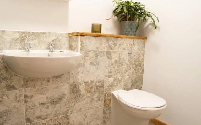 Stylish Studio Flat in West Kensington