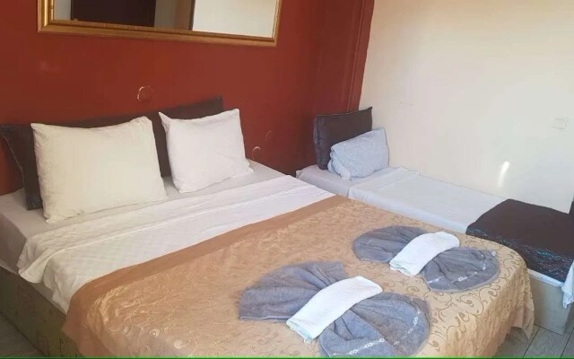 Bufes Hotel