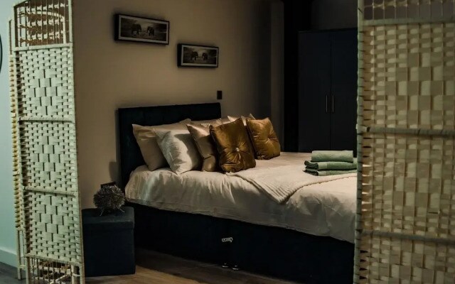 Bv Cosy Basement Apartment At Conditioning House