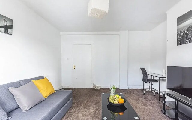 Modern City Apartment Aldgate