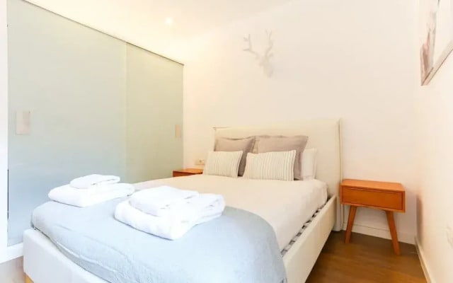 Beautiful Cosy 1 Bed Close to BCN