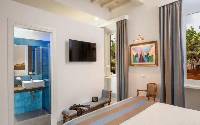 GCF Luxury Suites, Guest House