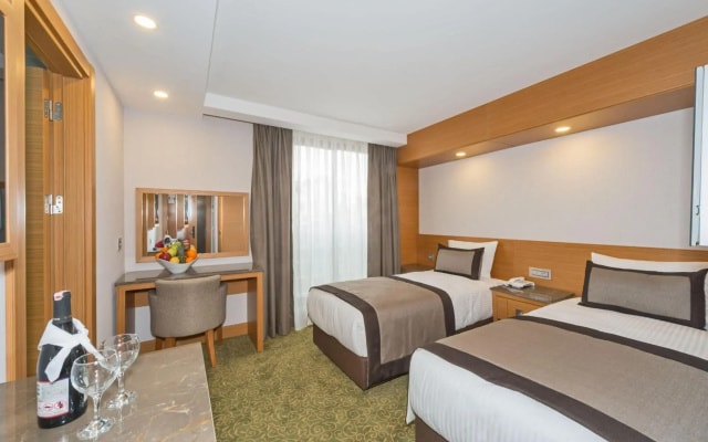 Bisetun Hotel