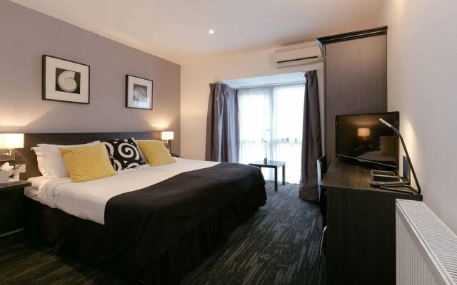 Croft Court Hotel
