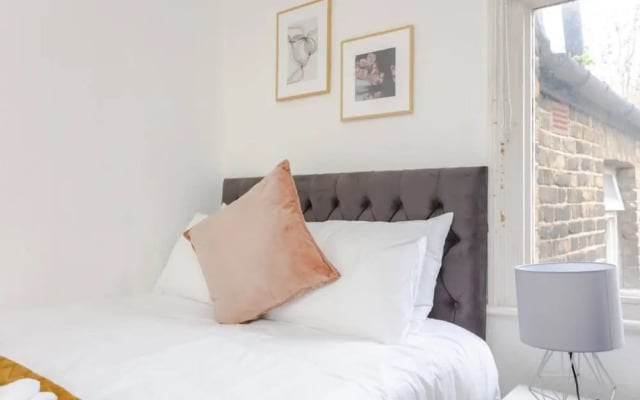 Quiet 2 Bedroom Flat in Peckham Rye