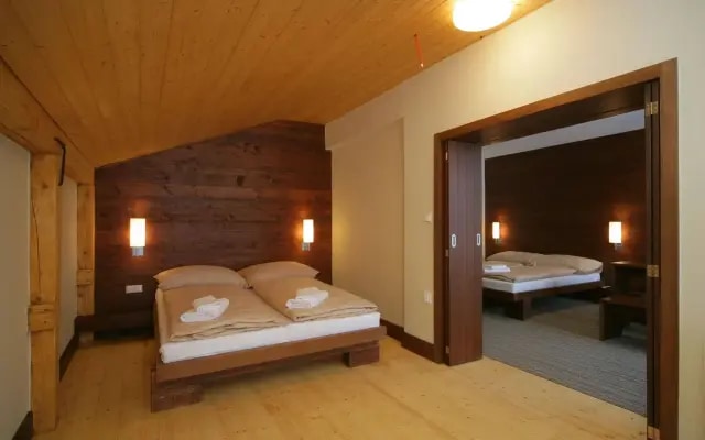 Hotel Adam