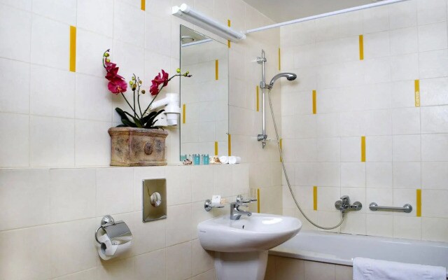 Hermis Hotel