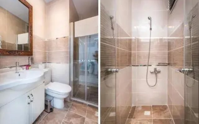 De Moon Suites Hotel