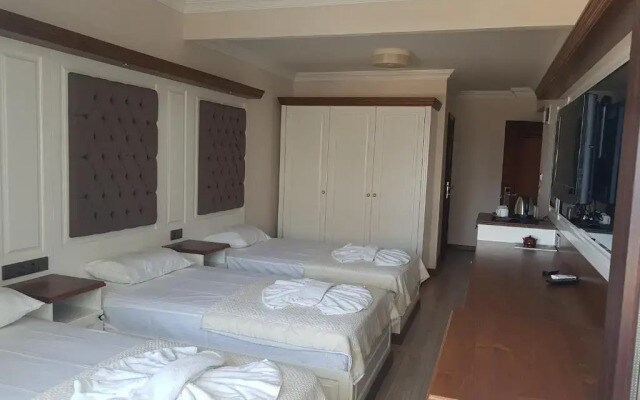 Blue Pier Hotel