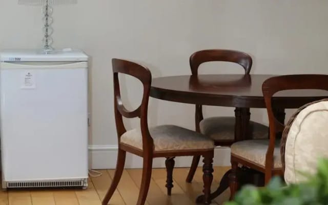 Brompton House - Garden Suite