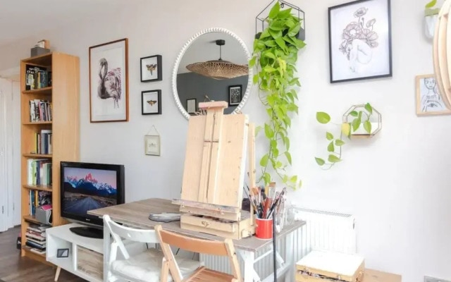 Serene 1 Bedroom Flat in Clapton With Balcony