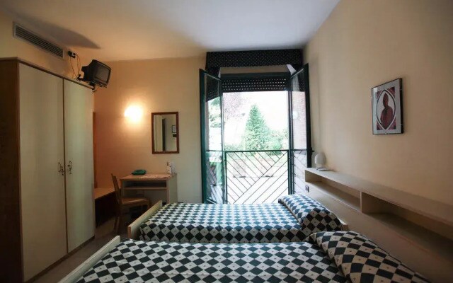 Kaire Hotel