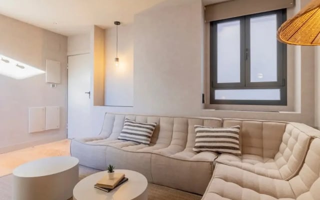 w Cozy Penthouse at Palacio Real