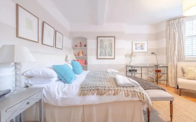 Quaint and Central Studio Flat - Chelsea