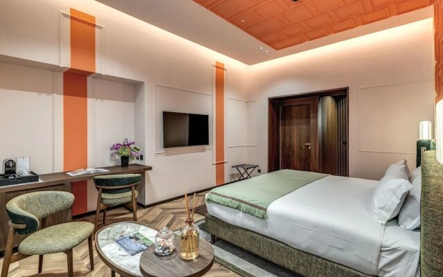 THE STEPS Hotel - by Eitch Collection