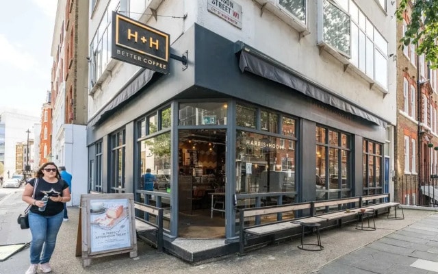 Styled 2Bed2Bath Duplex + Patio near Oxford Circus