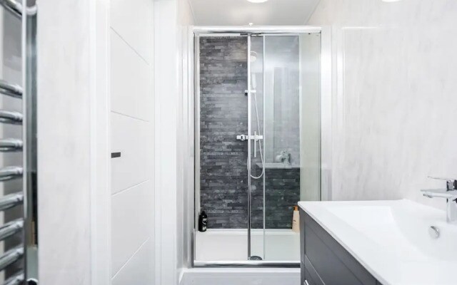 Elthorne Luxury Apartments