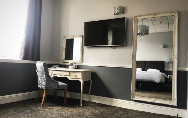 Lion Pub with Rooms