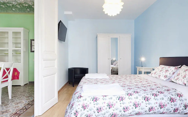 Luxury apartment in central Barcelona