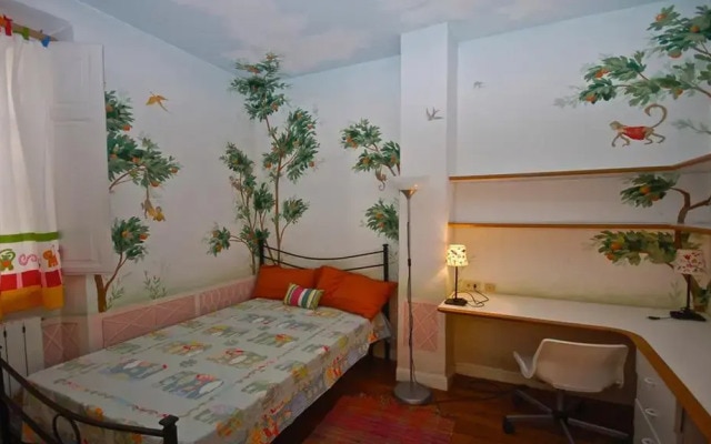 Colosseum Apartment