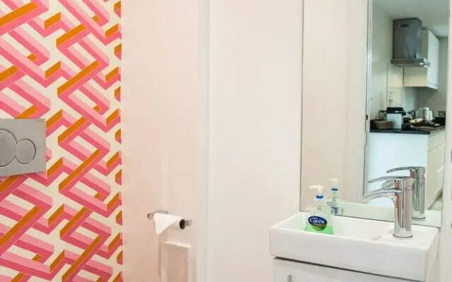 Altido Stylish 3Br Home W/ Garden In Fulham
