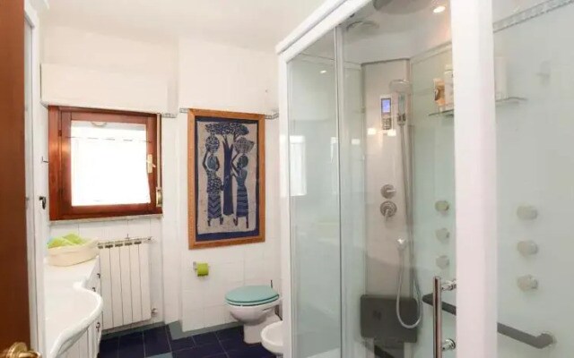 Panoramic Quite Suite by Metro