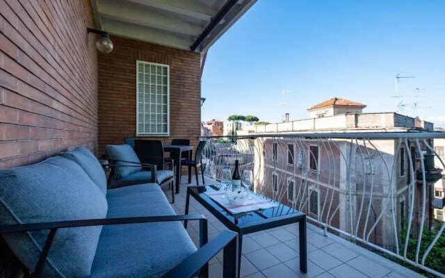 Your Trastevere Balcony